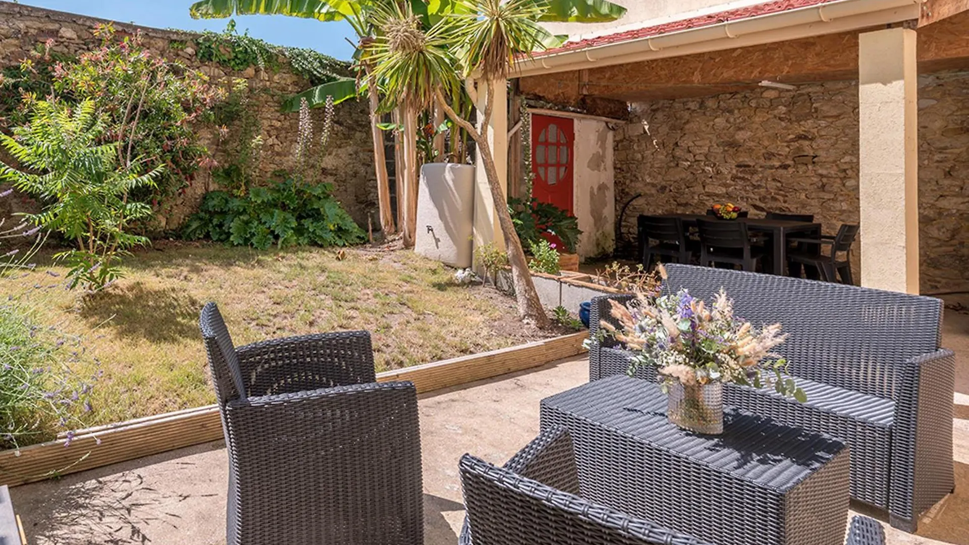 Charmante Maison 1930 Centre Hennebont, Deco Actuelle, Terrasse, Jardin Clos, 2 Chambres, Wifi Inclus - Fr-1-349-204